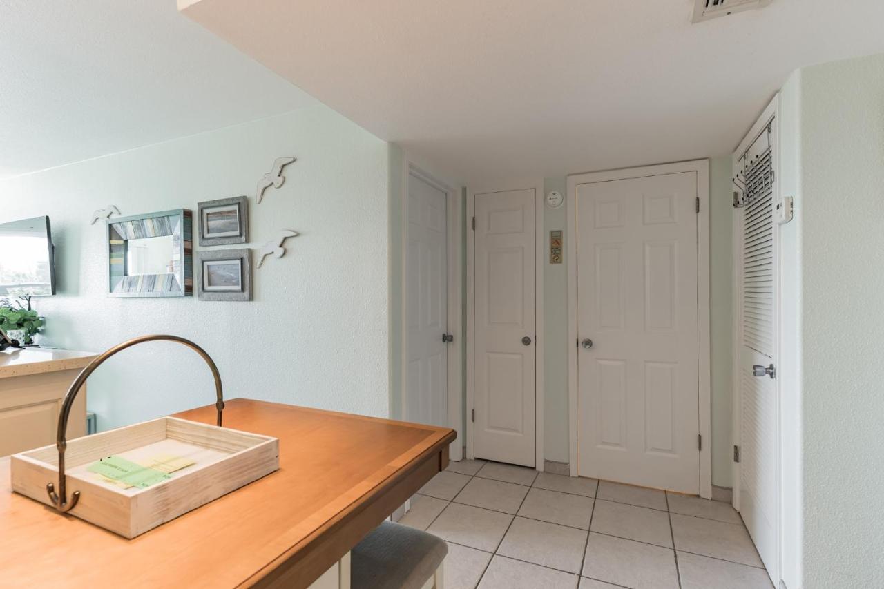 Charming 1 Bedroom, 3 Minute Walk To The Beach Condo South Padre Island Zewnętrze zdjęcie