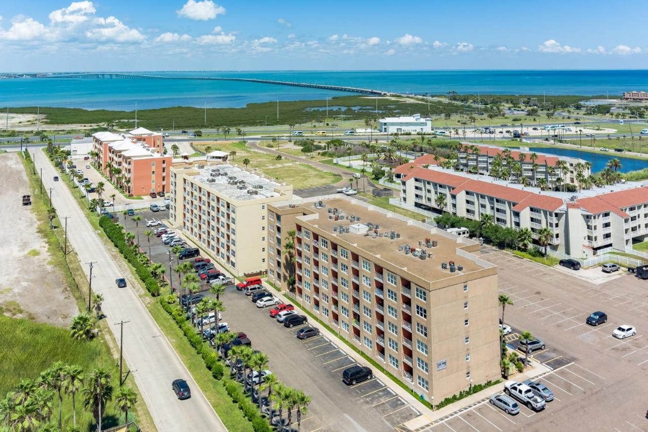 Charming 1 Bedroom, 3 Minute Walk To The Beach Condo South Padre Island Zewnętrze zdjęcie
